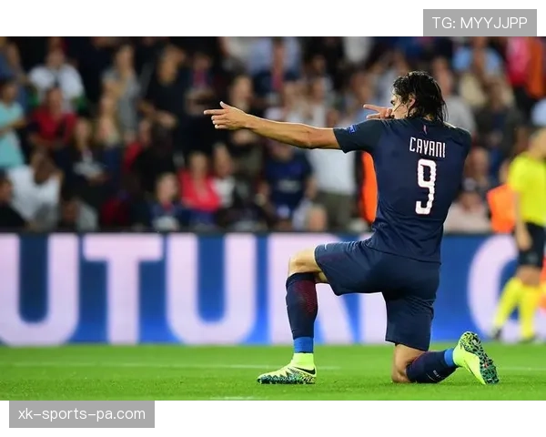 库珀·弗拉格无球跑动制造错位，拉开进攻空间改变球队战术结构