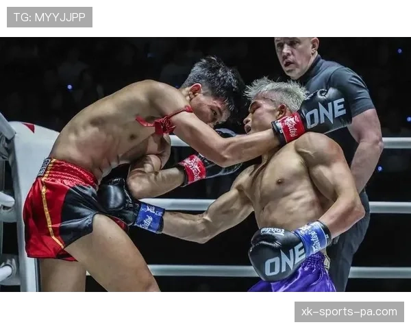 卡卡回撤接应如何主导关键战节奏并压制对手中场